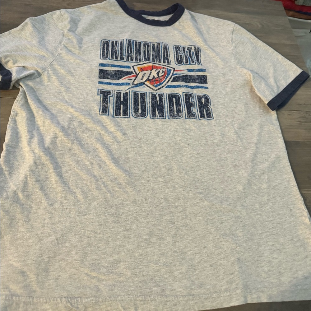 NBA Oklahoma City Thunder Men’s Stripe Ringer T-Shirt OKC Size XL